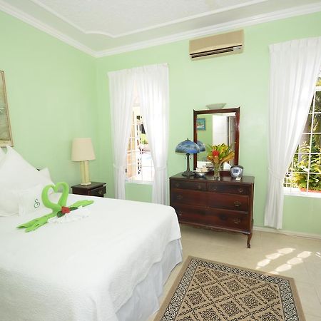 Summerhill Four Bedroom Villa Montego Bay Buitenkant foto